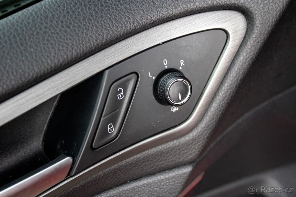 2013 Volkswagen GOLF - 12