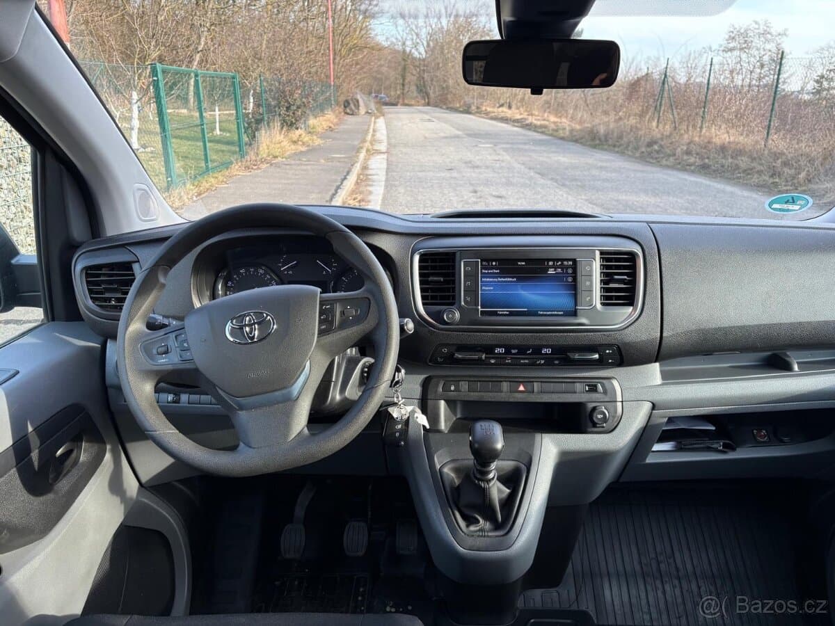 2022 Toyota PROACE - 12
