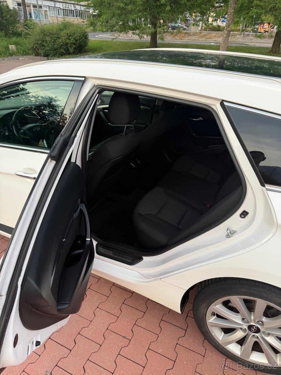 2013 Hyundai i40 - 12