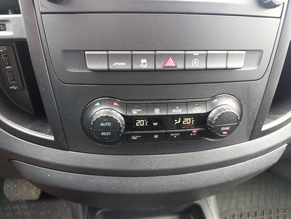 2021 Mercedes-Benz VITO - 12