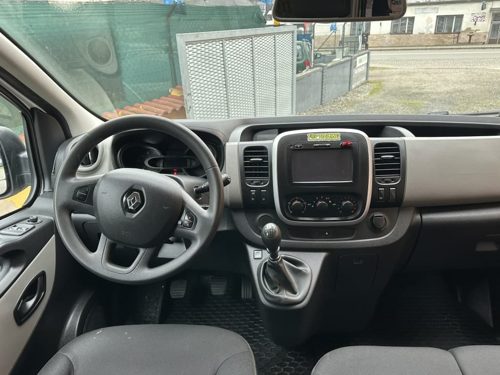2017 Renault TRAFIC - 12