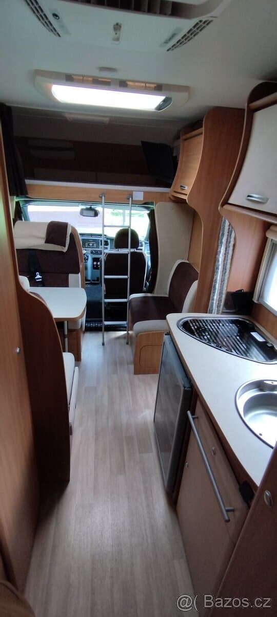 2010 Ford OSTATNÍ - 12