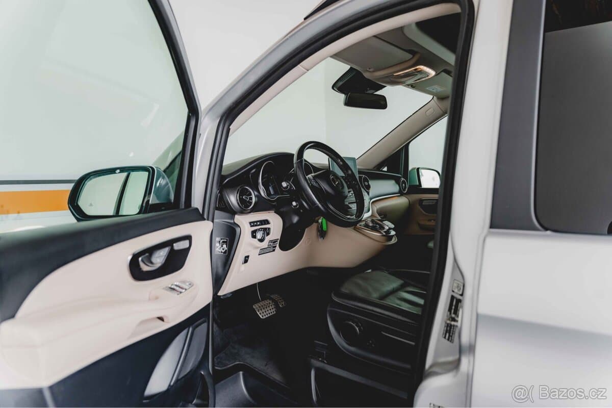2020 Mercedes-Benz OSTATNÍ - 12