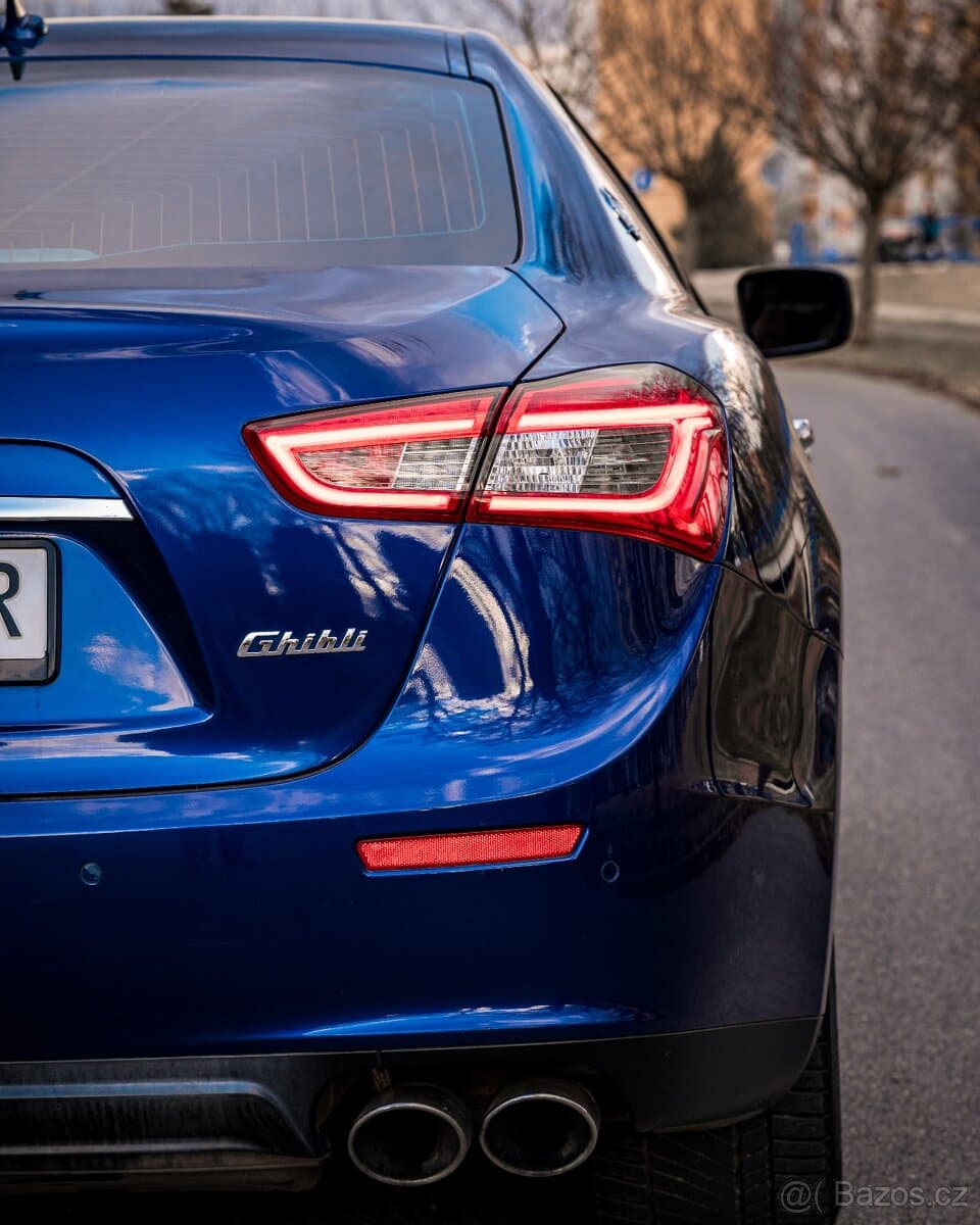 2015 Maserati GHIBLI - 12