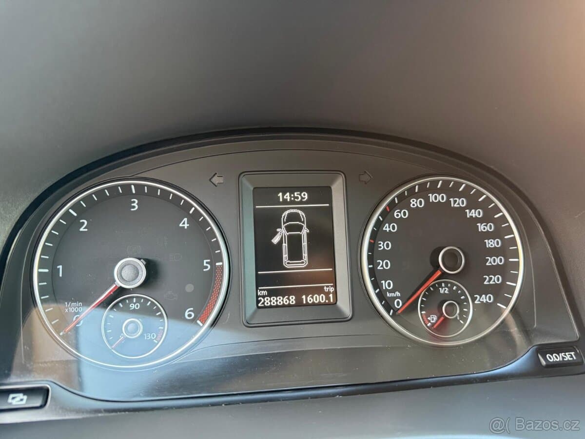2011 Volkswagen CADDY - 12