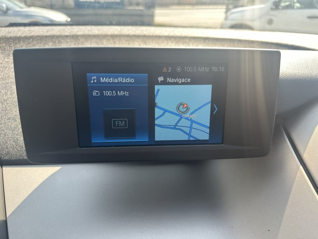 2021 BMW i3 - 12
