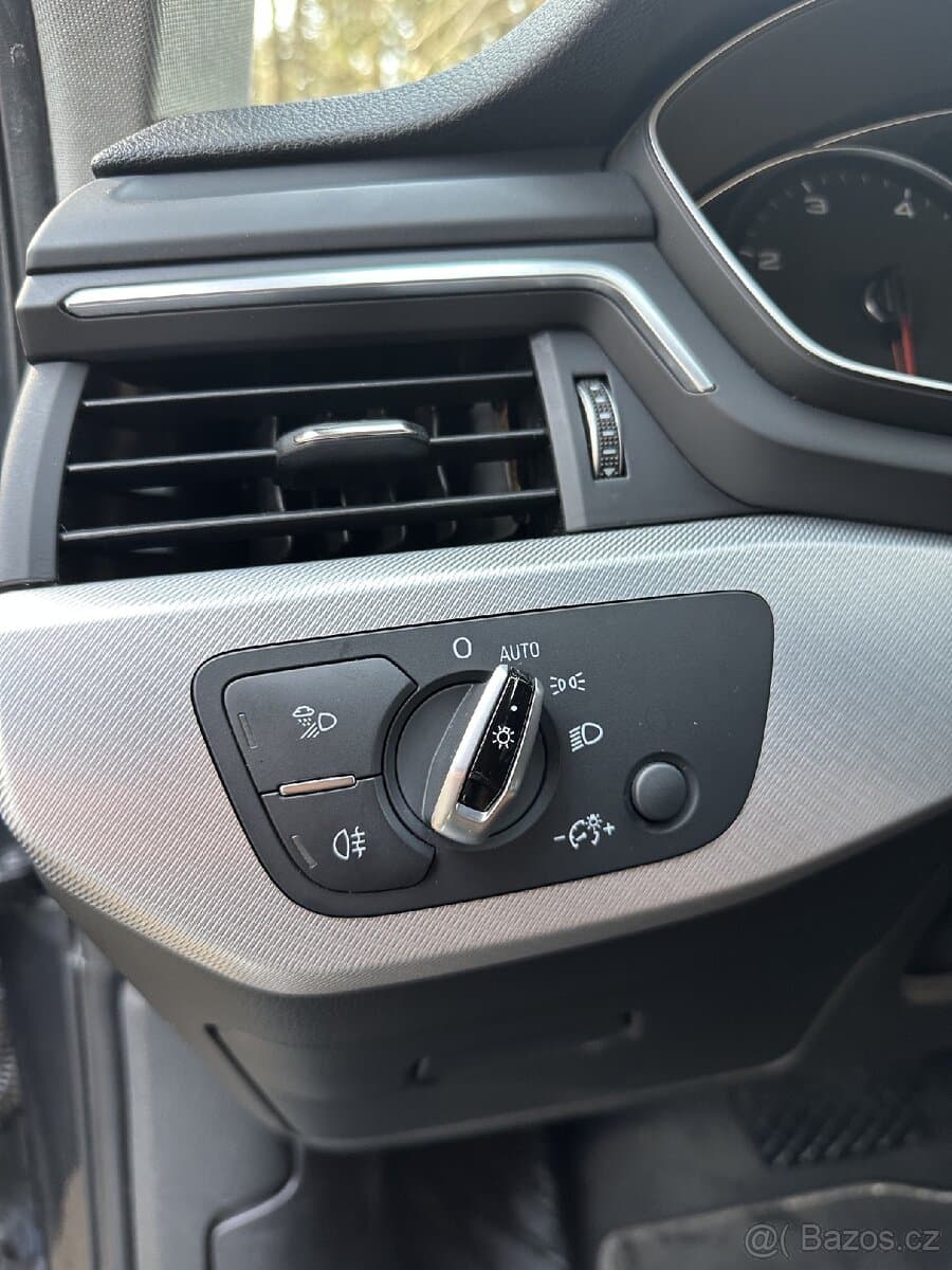 2016 Audi A4 - 12