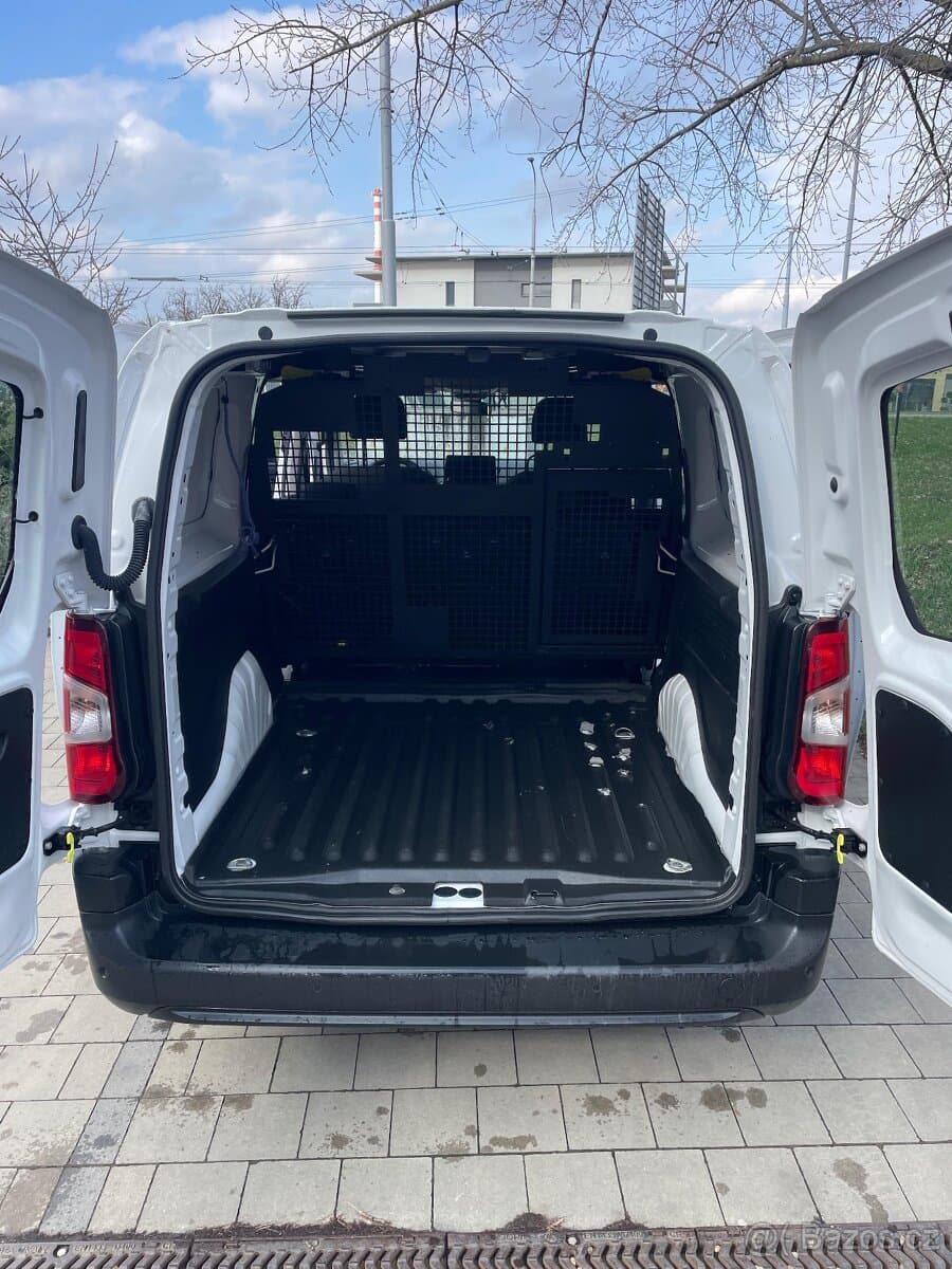 2024 Toyota PROACE - 12