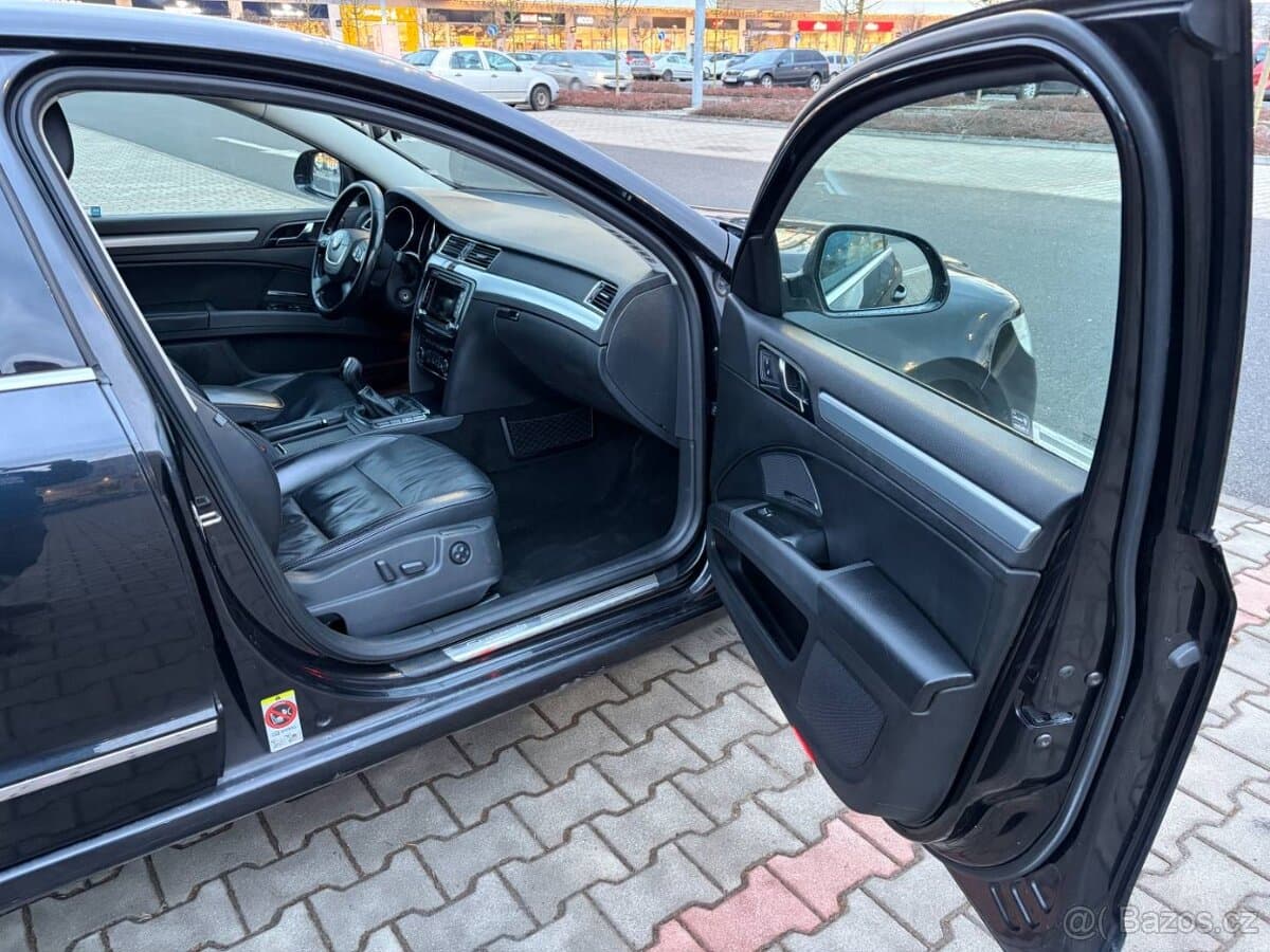 2009 Škoda SUPERB - 12