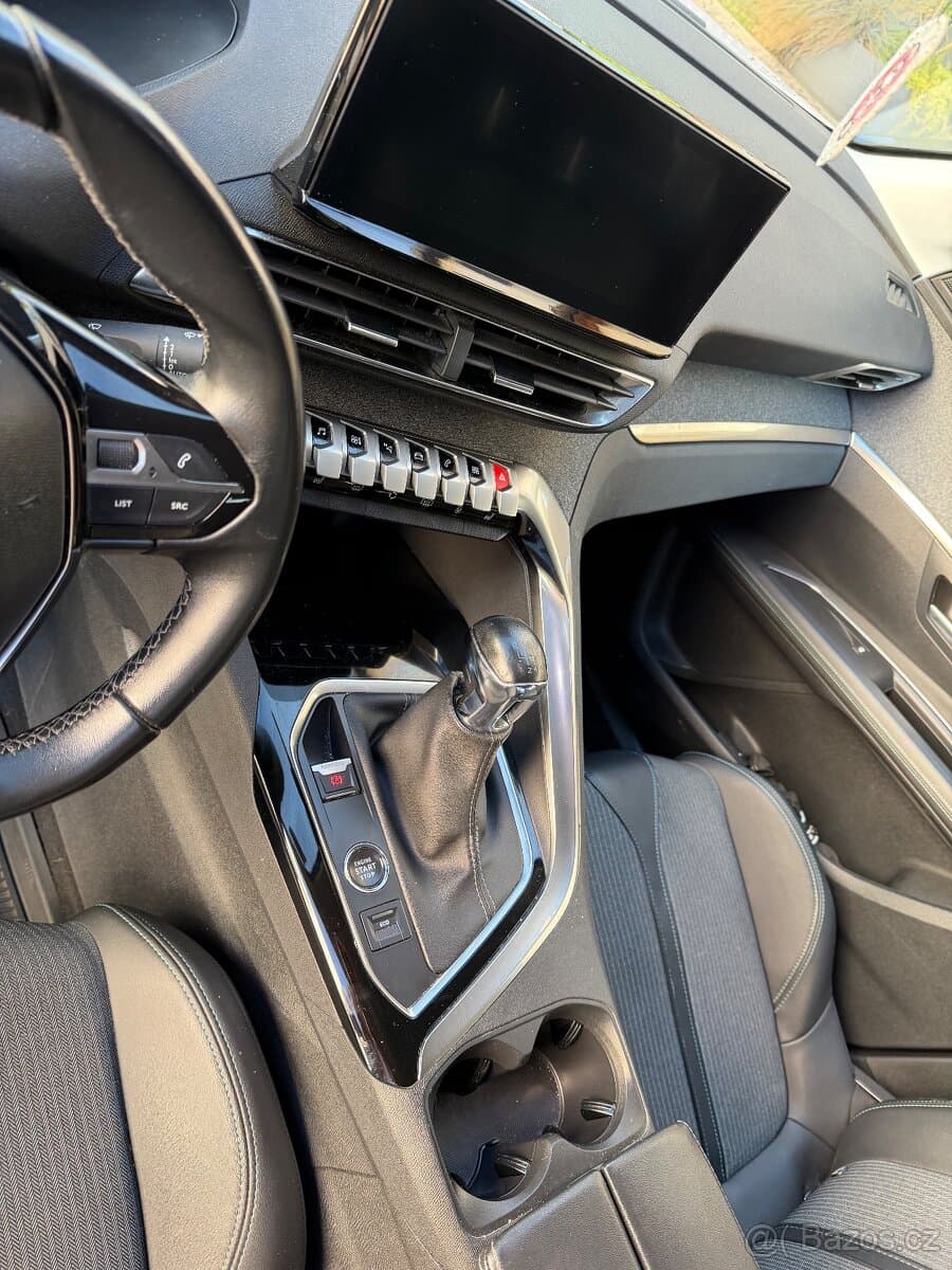 2022 Peugeot 3008 - 12