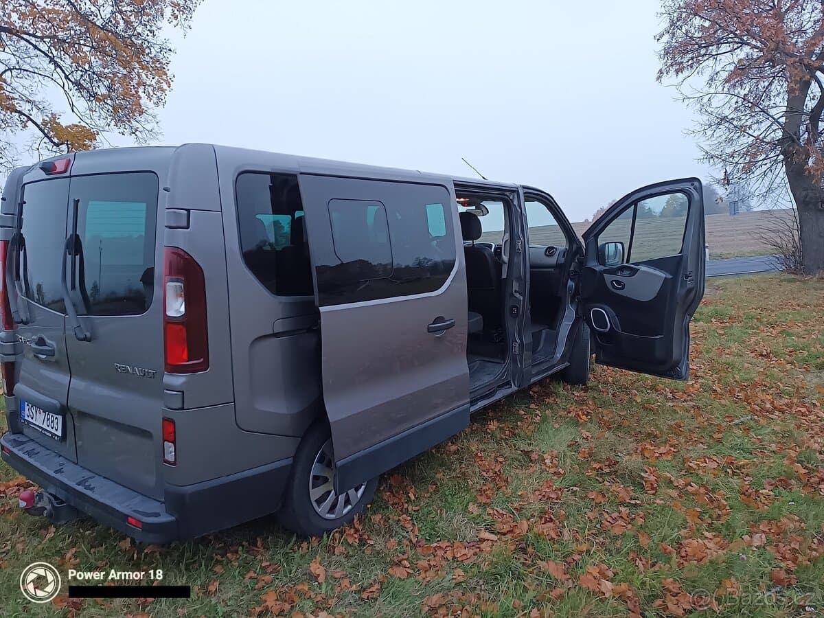 Renault TRAFIC - 12