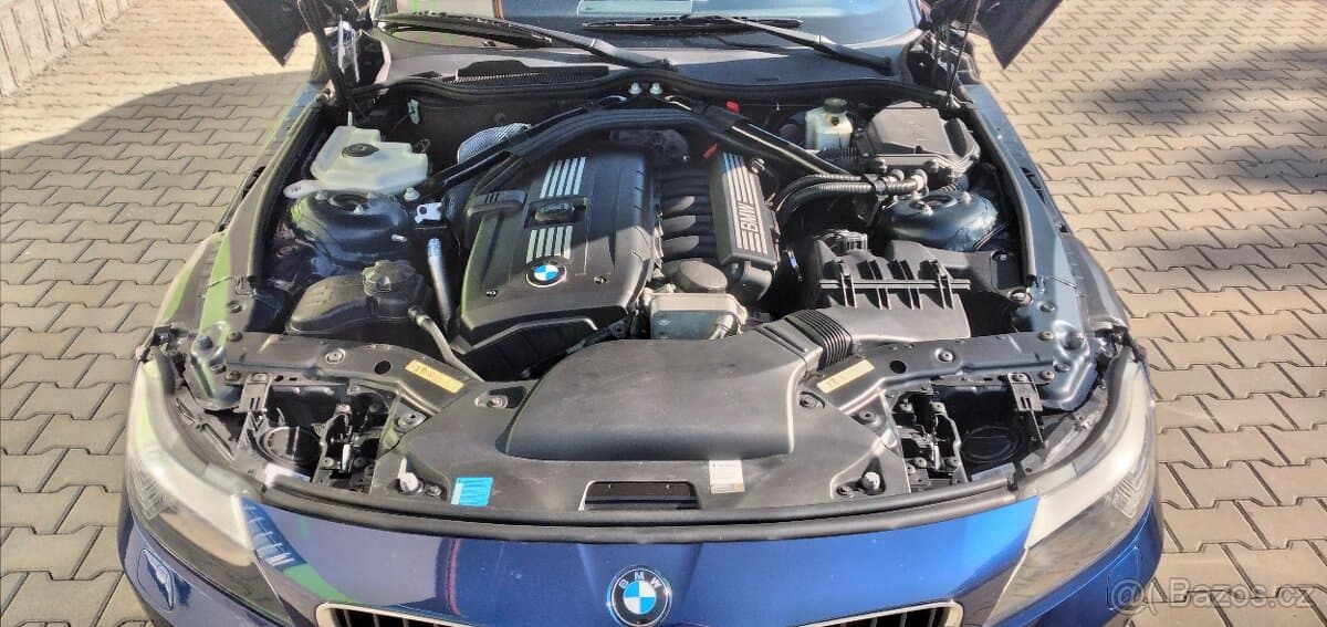 2009 BMW Z4 - 12