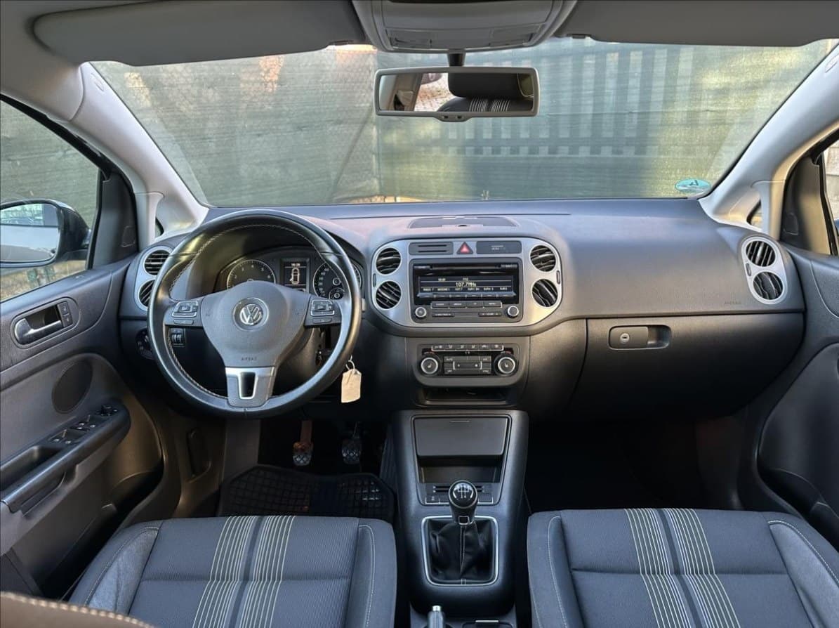 Volkswagen GOLF - 12