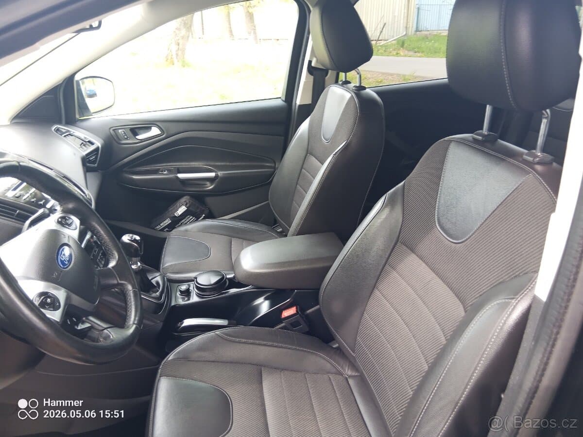2015 Ford KUGA - 12