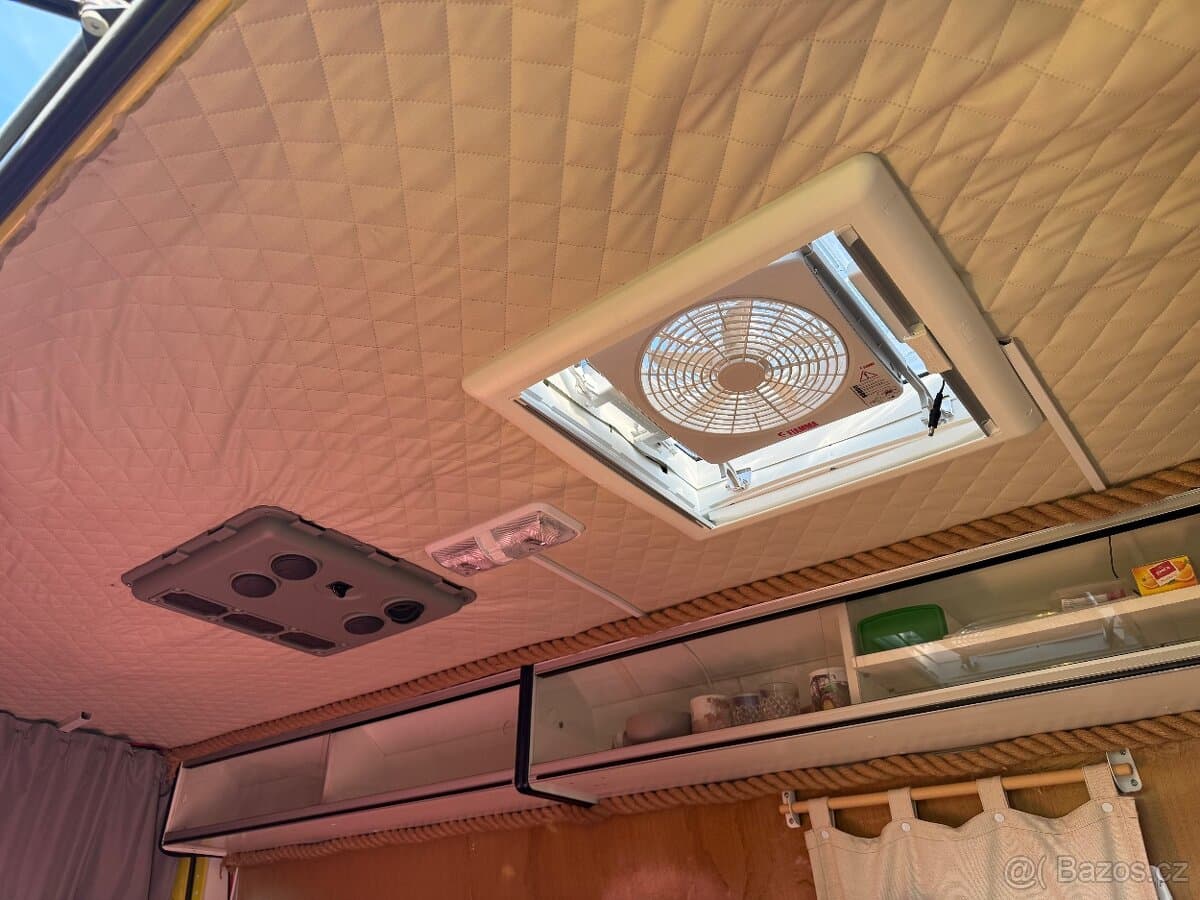 Mercedes-Benz SPRINTER - 12