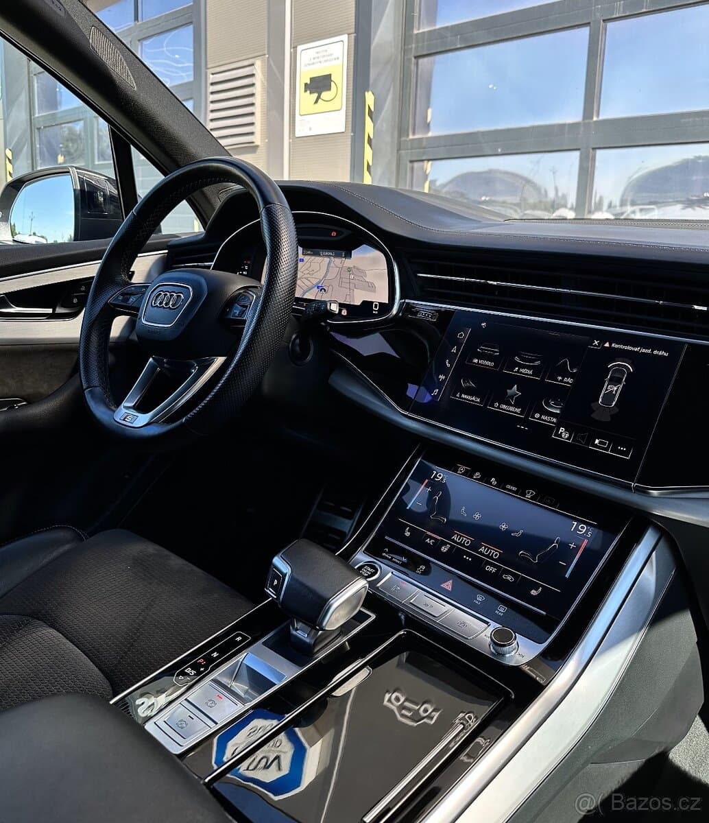 2021 Audi Q7 - 12