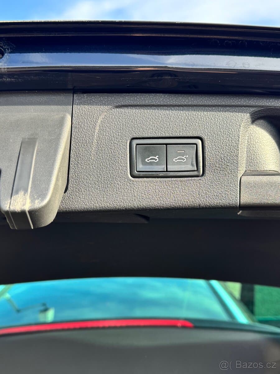 2016 Volkswagen PASSAT - 12