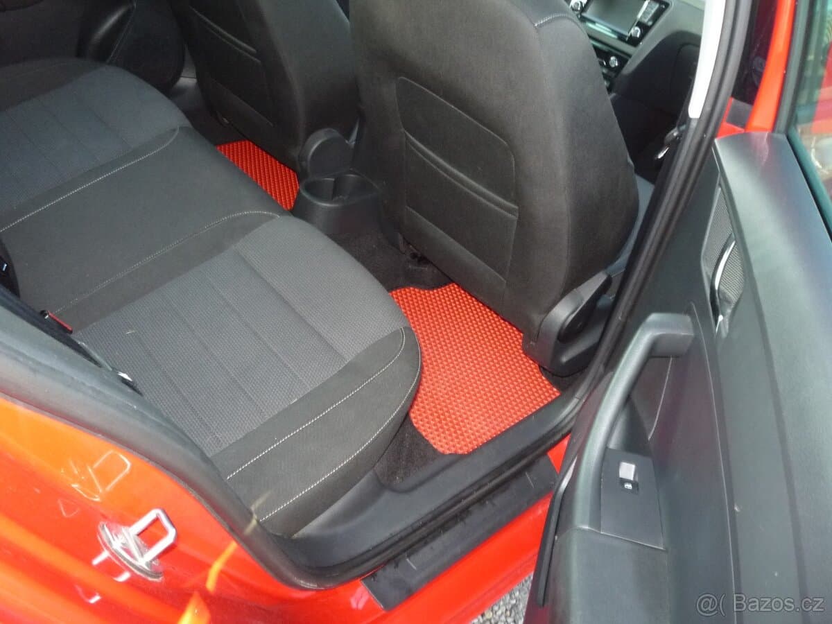 2015 Škoda RAPID - 12