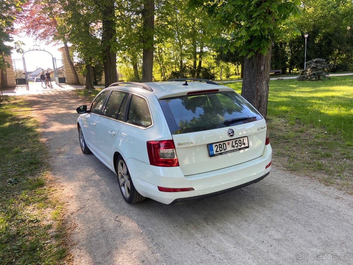 2015 Škoda OCTAVIA - 12