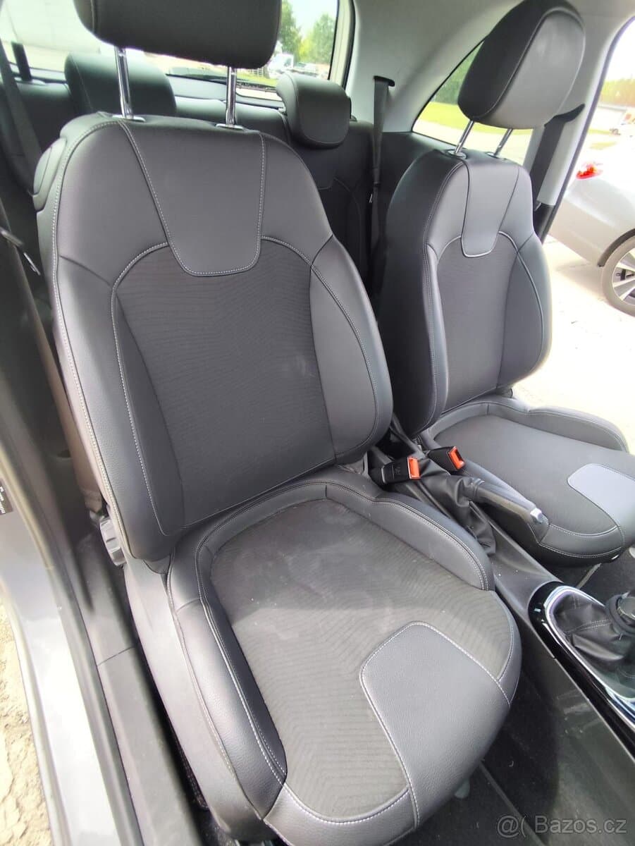 2016 Opel ADAM - 12