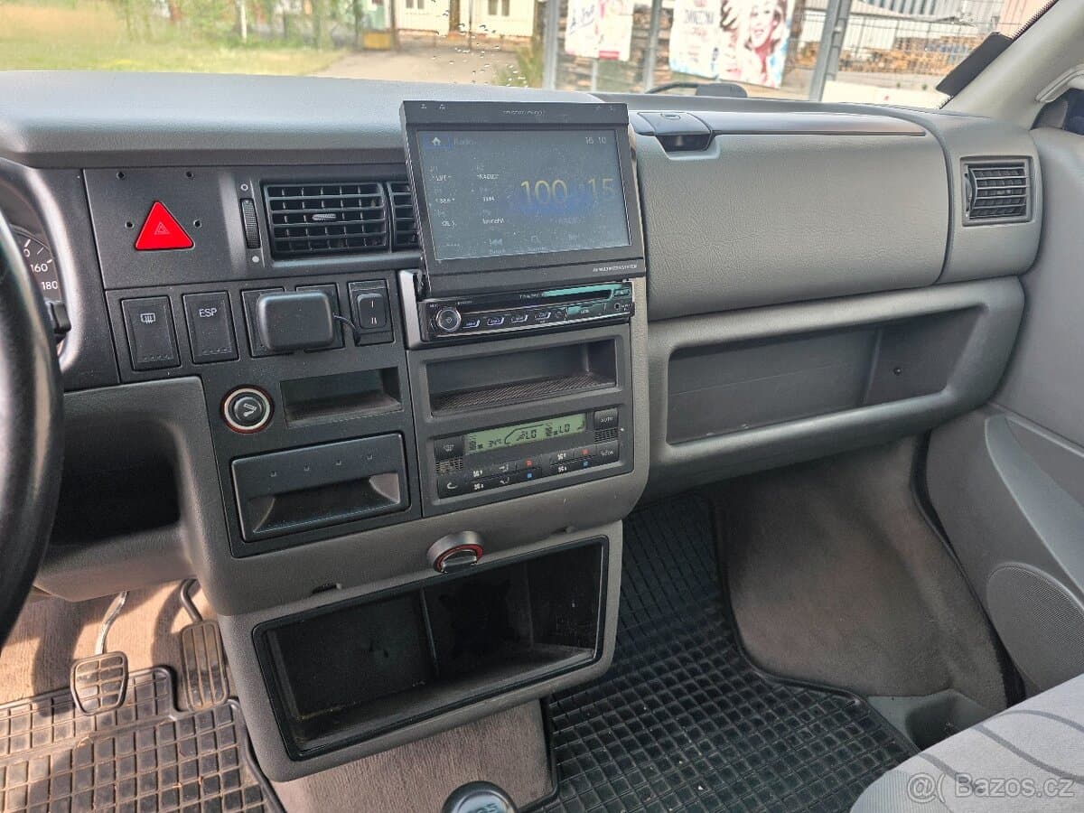 2000 Volkswagen MULTIVAN - 12