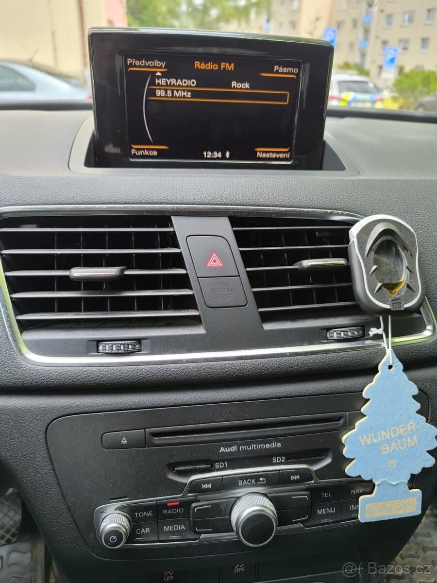 2011 Audi Q3 - 12