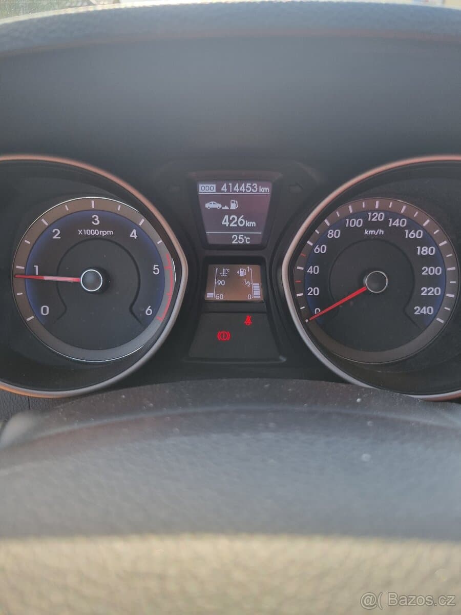 Hyundai i30 - 12