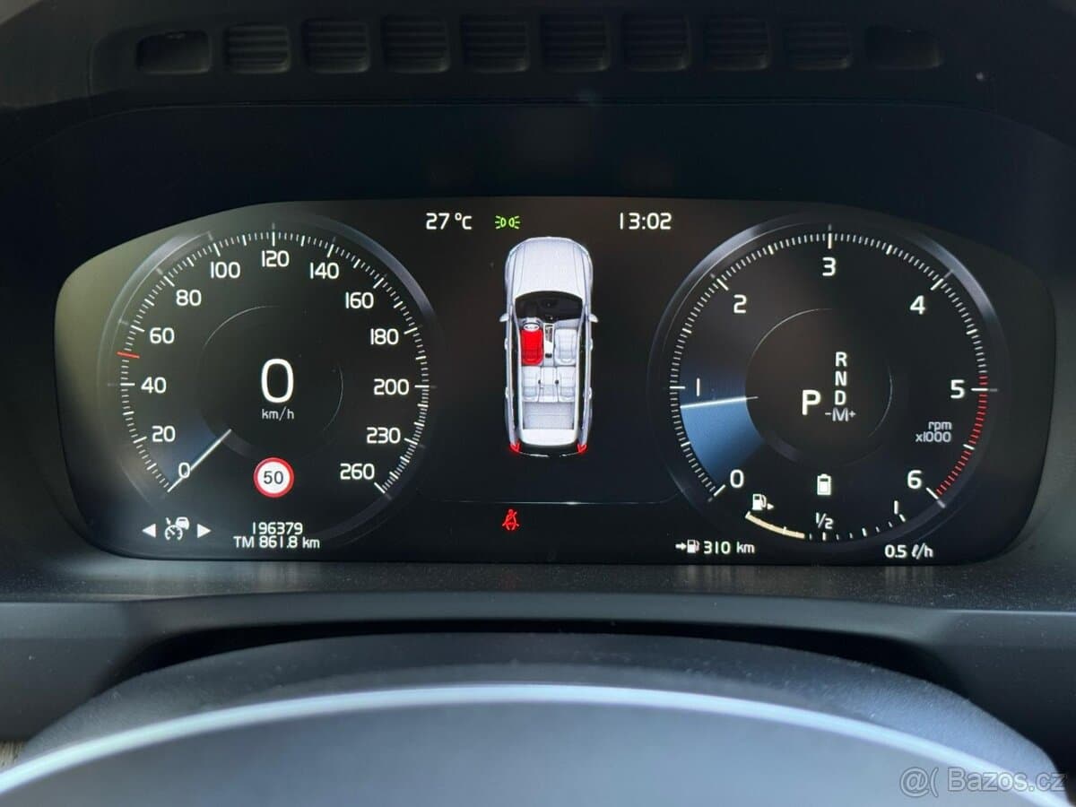 2021 Volvo XC90 - 12