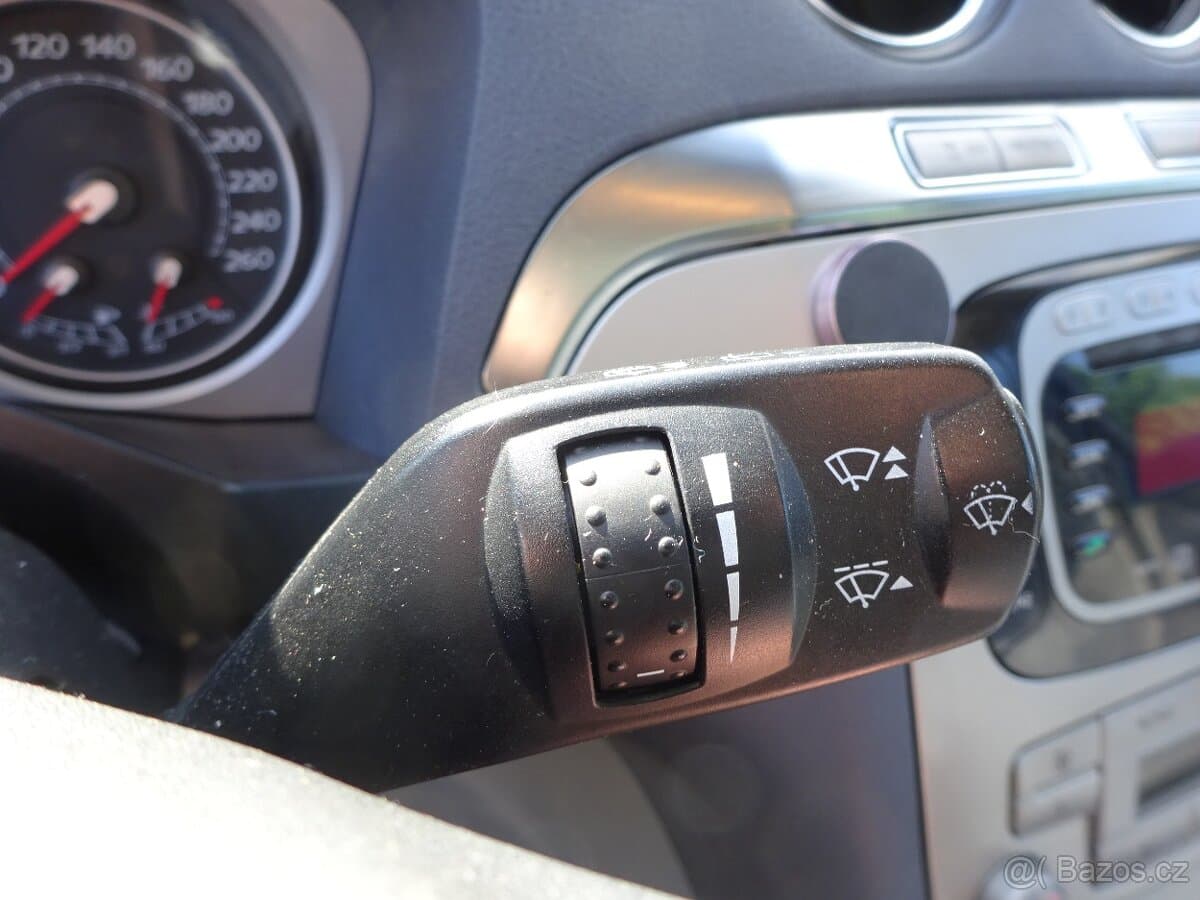 2009 Ford S-MAX - 12