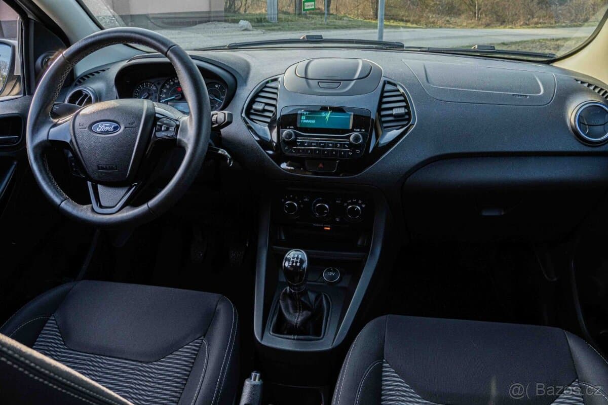 2019 Ford KA+ - 12