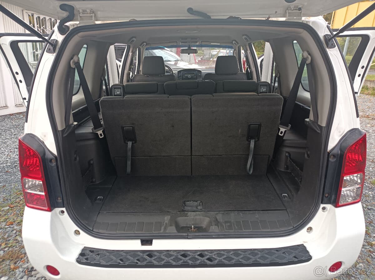 2011 Nissan PATHFINDER - 12