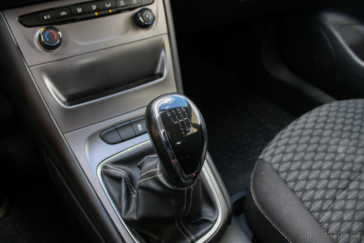 2016 Opel ASTRA - 12