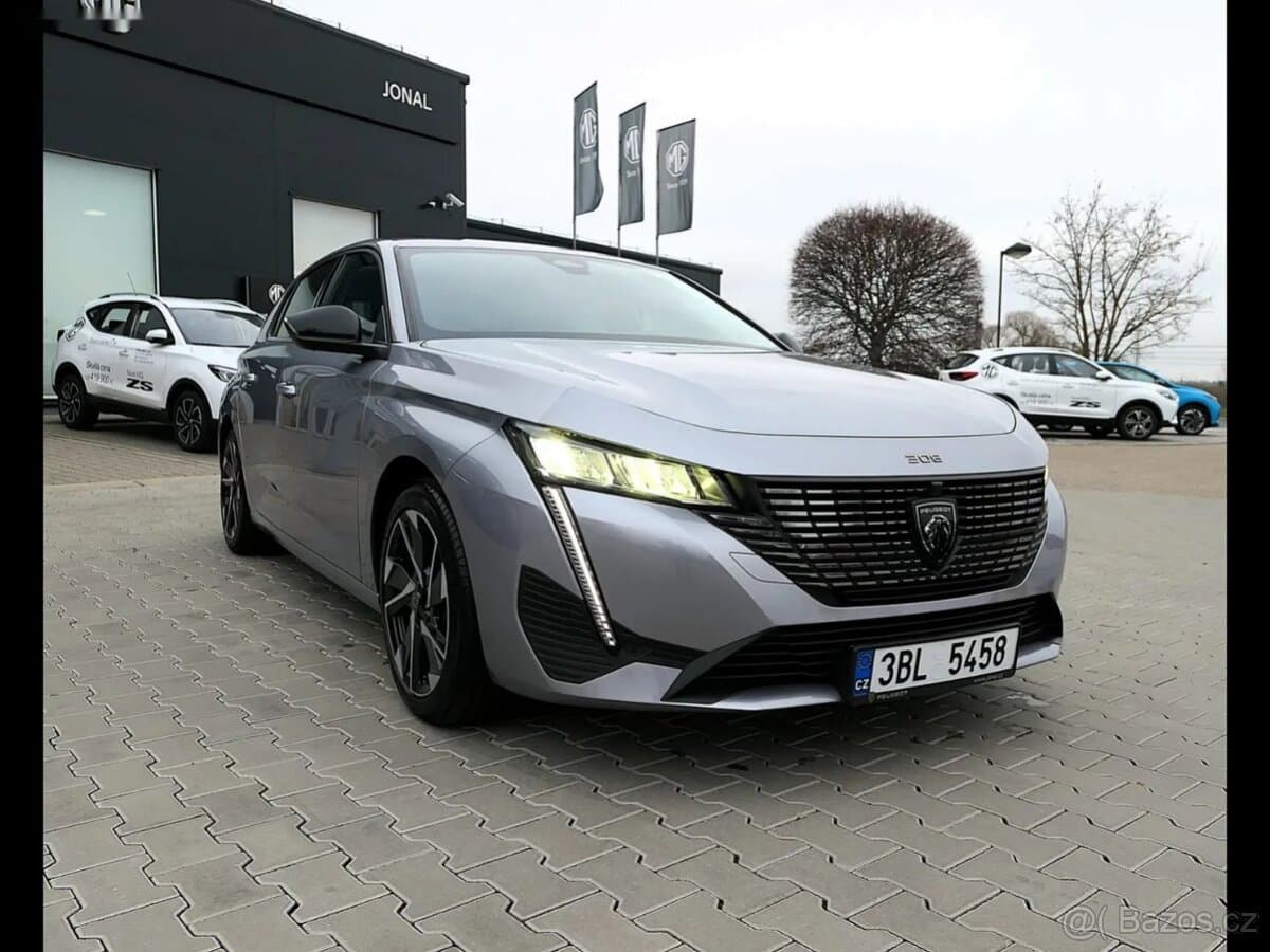 2022 Peugeot 308 - 12