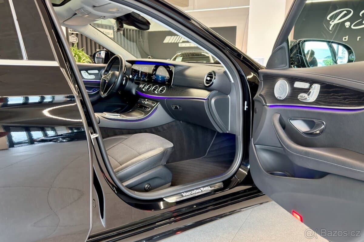 2020 Mercedes-Benz OSTATNÍ - 12