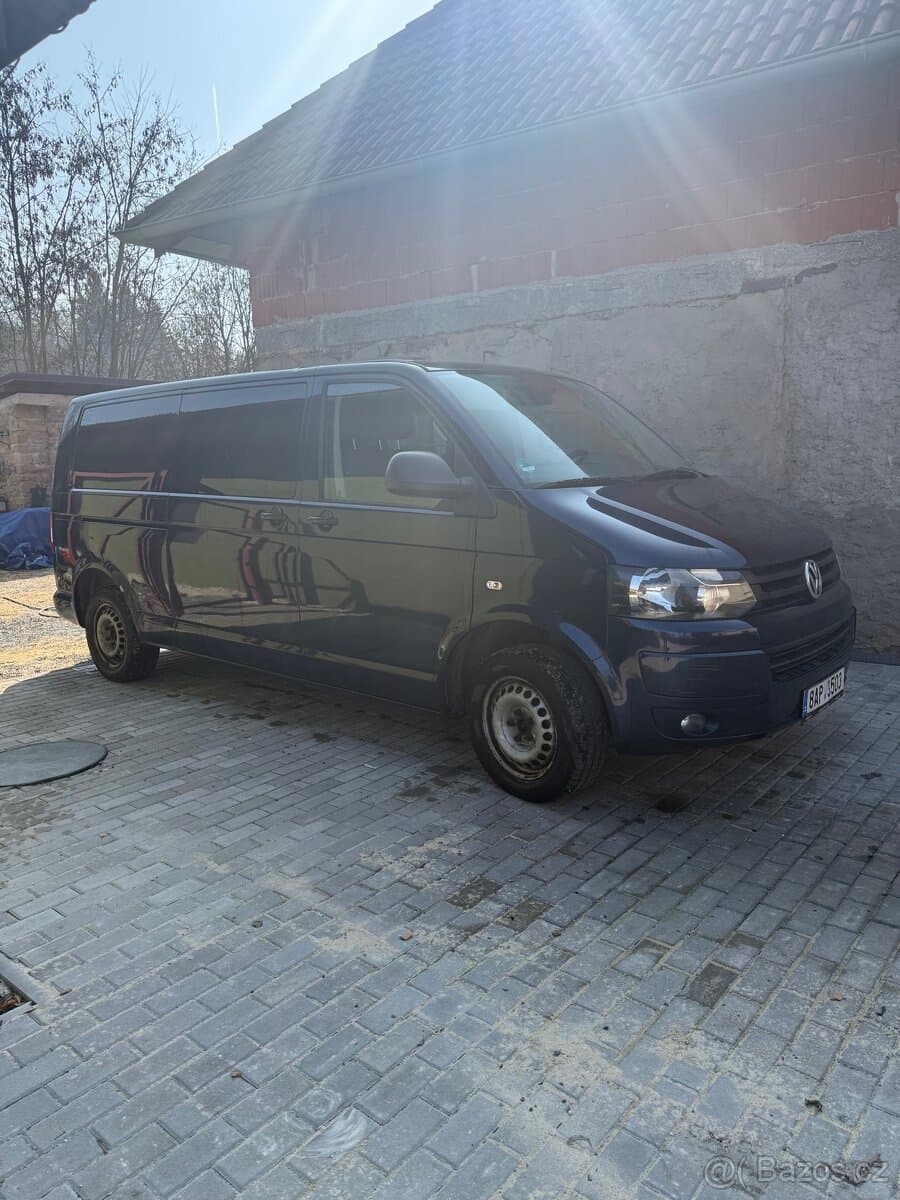 2011 Volkswagen TRANSPORTER - 12