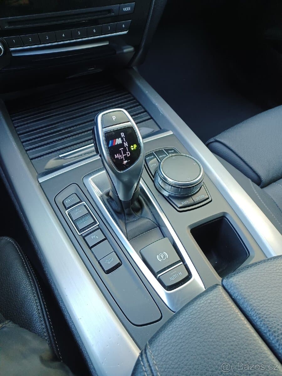 2017 BMW X5 - 12
