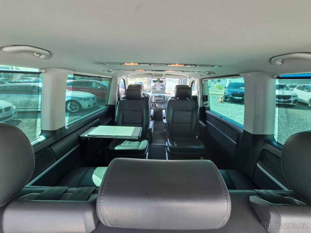 2013 Volkswagen MULTIVAN - 12