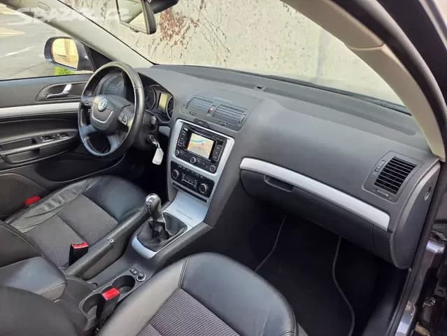 2010 Škoda OCTAVIA - 12
