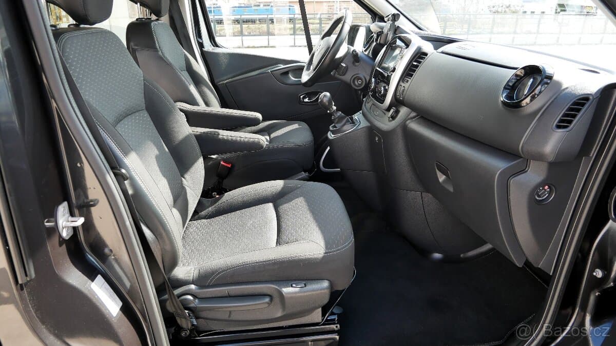 2018 Renault TRAFIC - 12