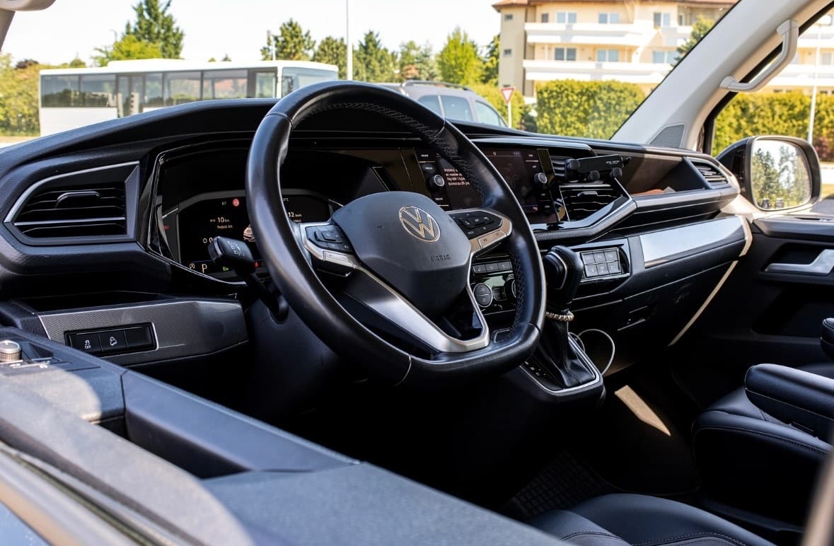 2022 Volkswagen MULTIVAN - 12