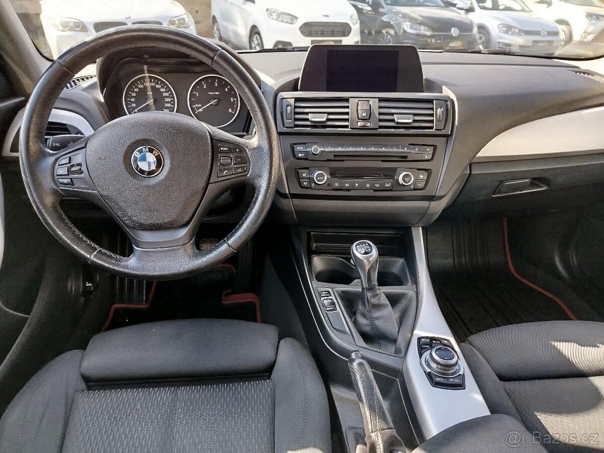 2013 BMW 1-SERIES - 12