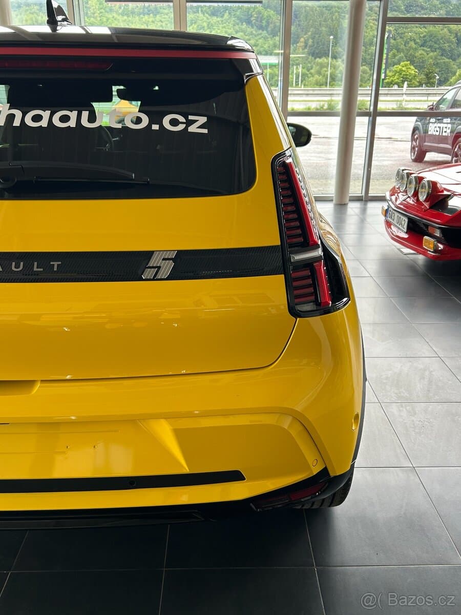 2025 Renault 5 - 12