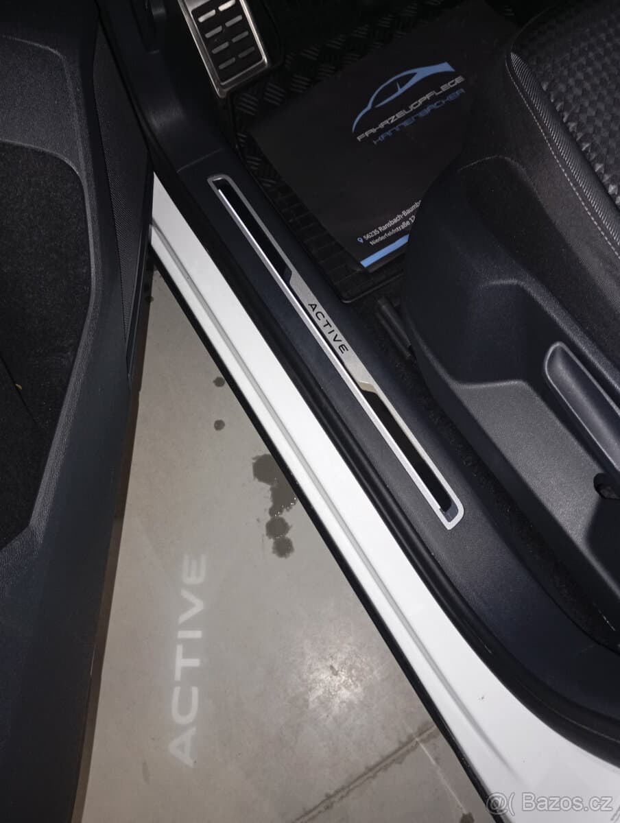 2021 Volkswagen TIGUAN - 12