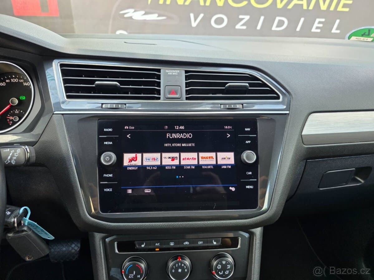 2019 Volkswagen TIGUAN - 12