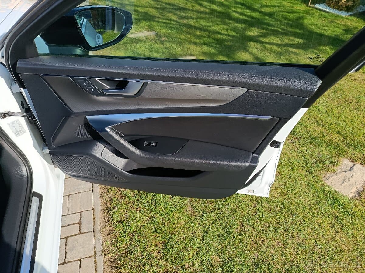 2022 Audi A6 - 12