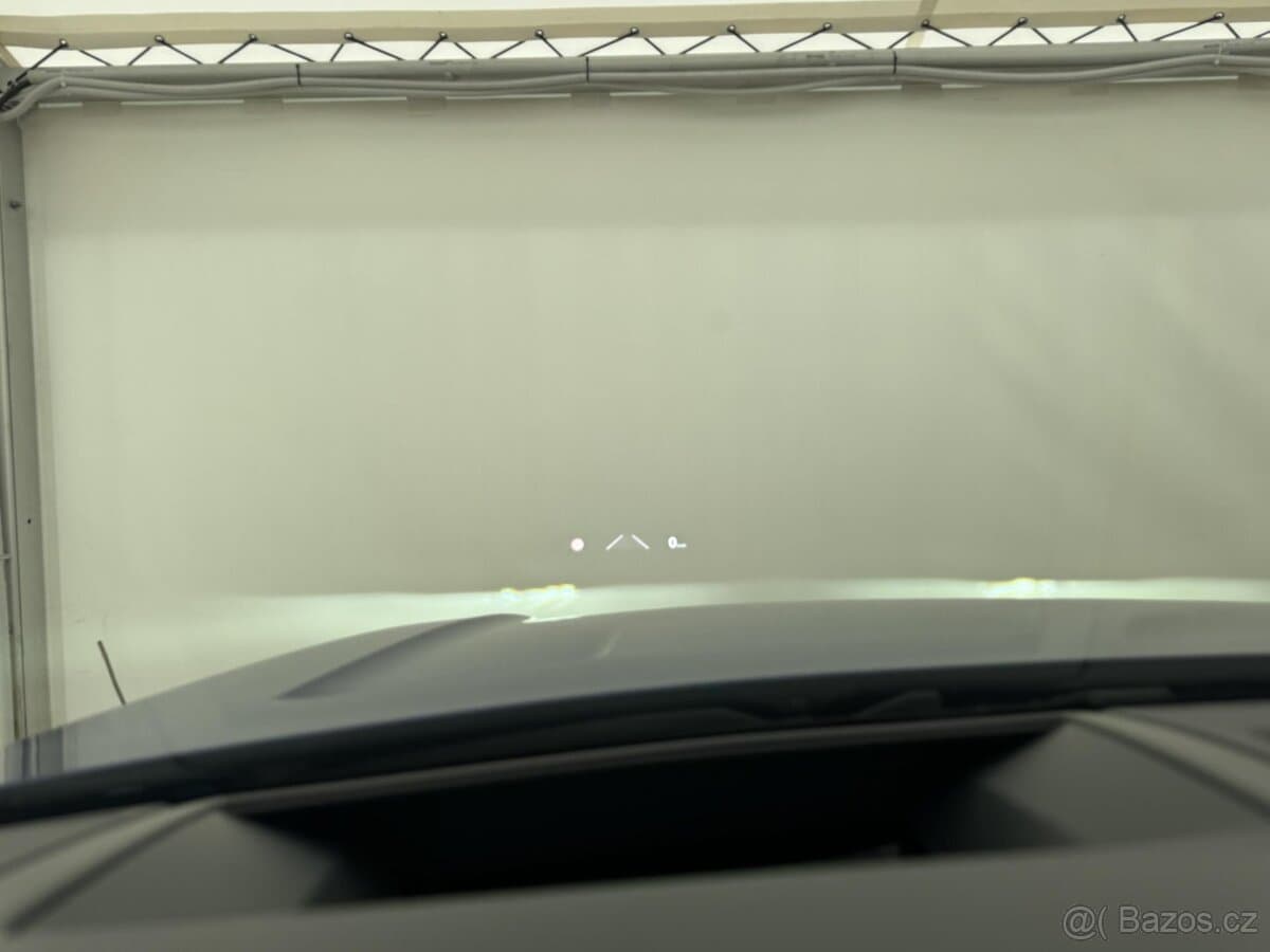 2025 Volkswagen TOUAREG - 12