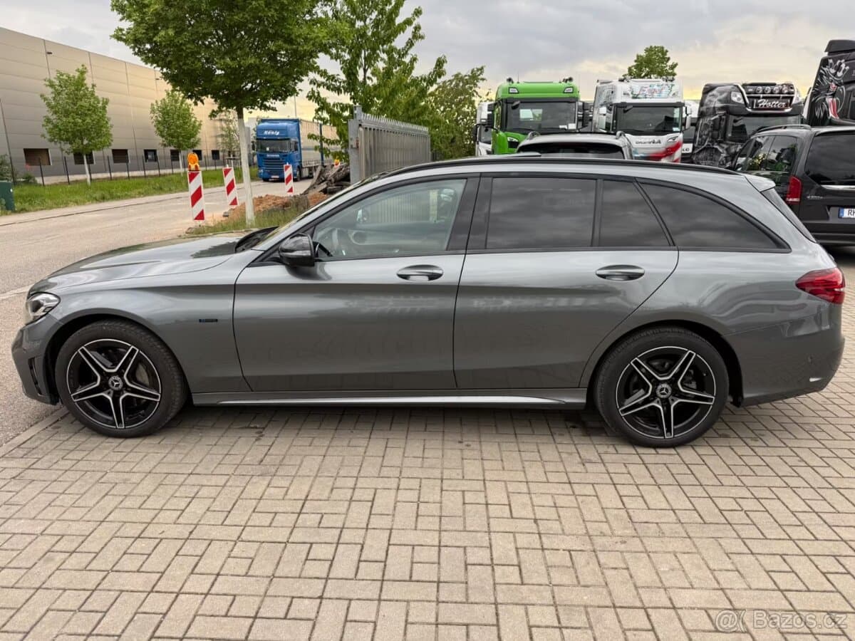 2021 Mercedes-Benz OSTATNÍ - 12