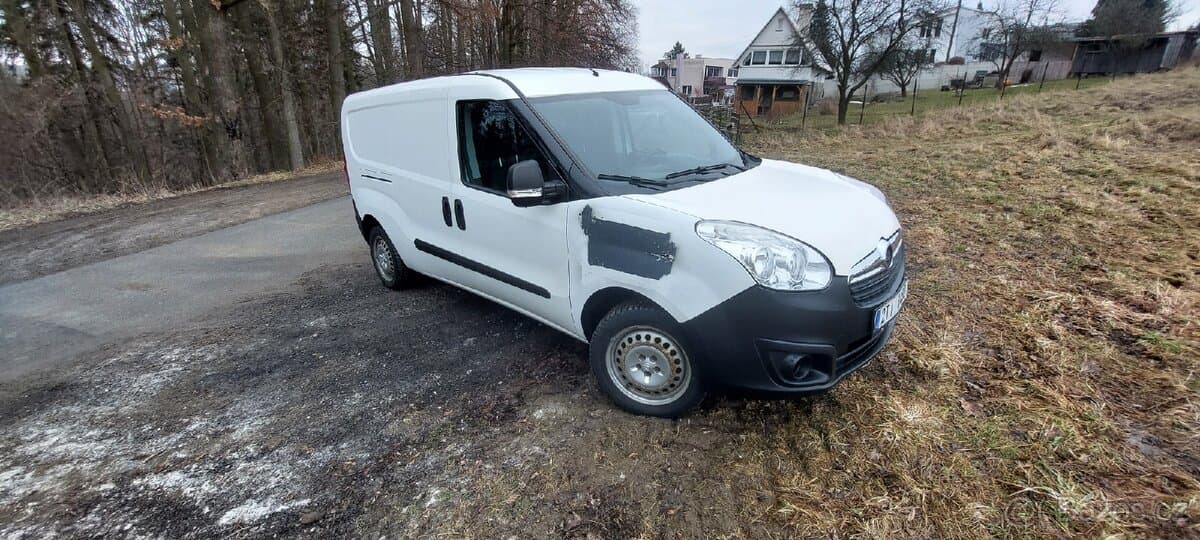 Opel COMBO - 12