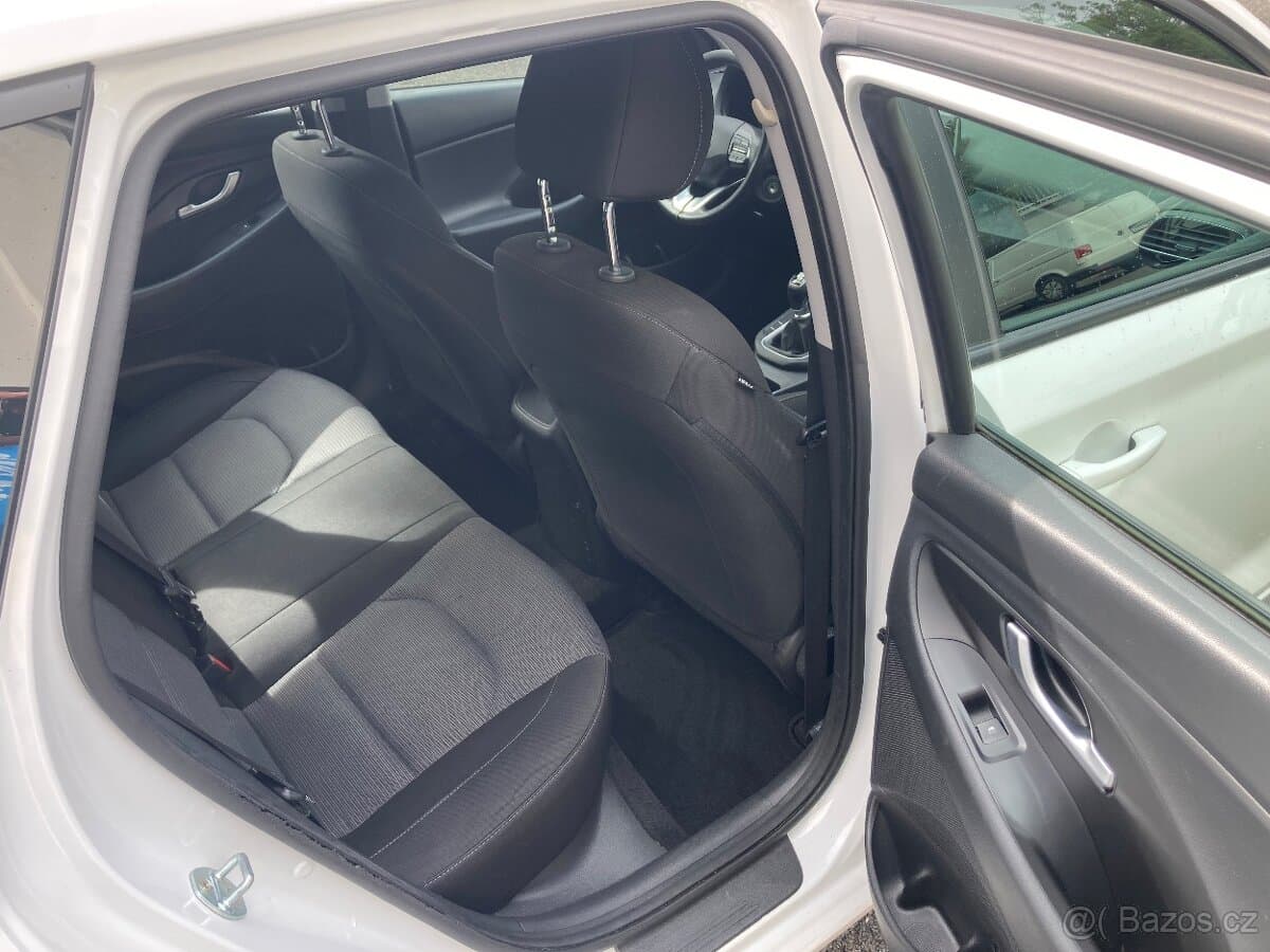 2017 Hyundai i30 - 12