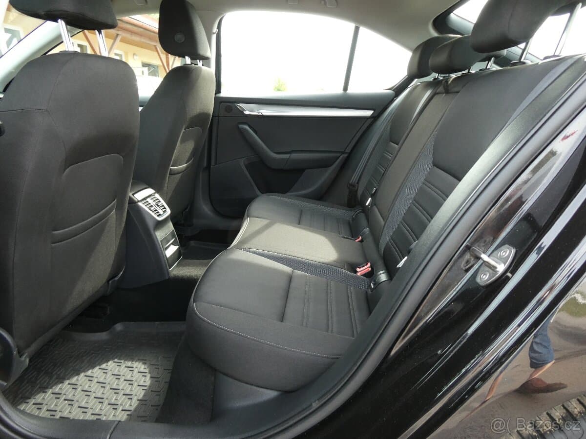 2019 Škoda OCTAVIA - 12